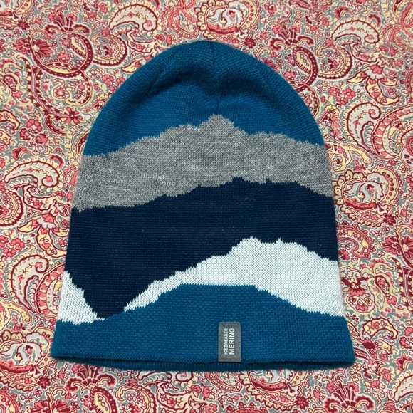 Icebreaker Merino Beanie Hat - Picture 2 of 7